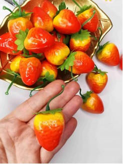 Клубника декоративная (муляж) 3,5см